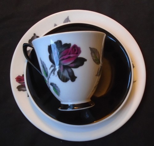 Royal albert masquerade - royal,