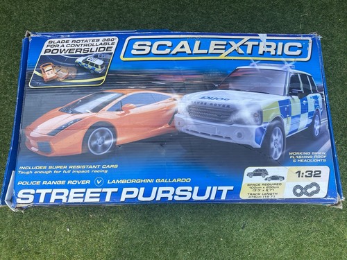 Scalextric street pursuit - street,