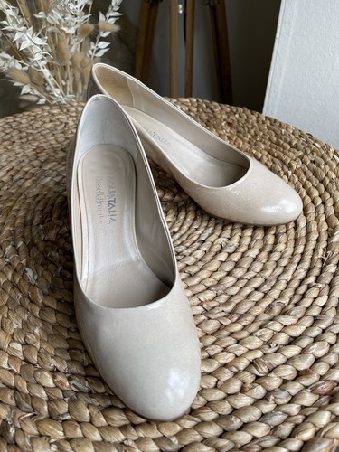 Aquatalia for russell - russell, bromley