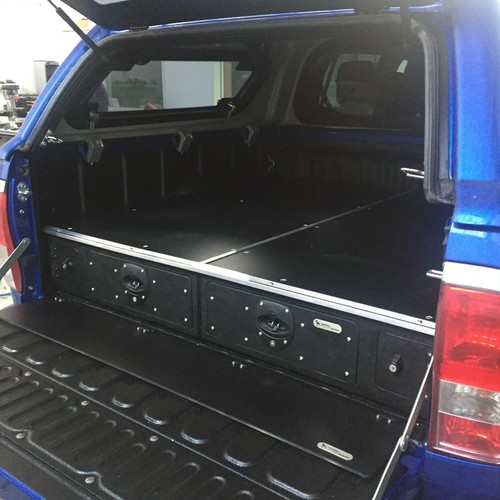 Pickup tailgate safety flap - tailgate,