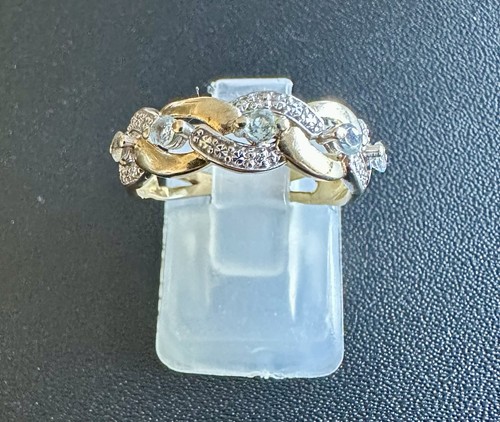 Hallmarked 9ct yellow - 9ct, white