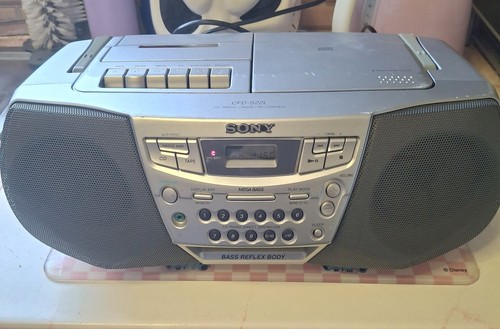 Sony cfd s221 cassette radio - sony, cfd-s221