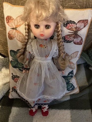 Vintage plastic doll - doll, effe