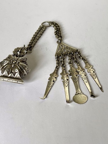 Antique silver white metal - white,