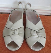 Sally O'Hara Cream & Beige