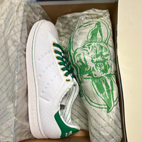 Bnwt adidas star - star, stan