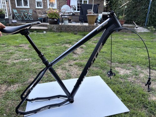Whyte 909 mountain bike frame - 909,