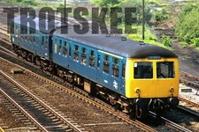 35mm Slide BR British Railways Diesel DMU Class 105 E56438 Thorne Junction 1981