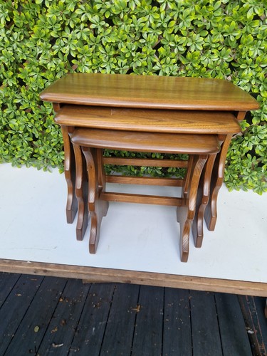 Ercol vintage nest - nest, tables