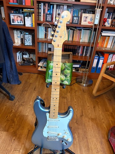 Fender american stratocaster - fender,