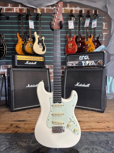 Schecter diamond series nick - diamond,
