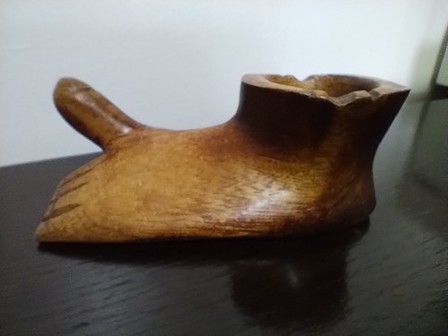 Very unusual vtg - hand, carved