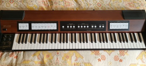 Roland 200 classic organ - roland, c-200