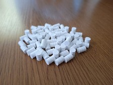 OO / HO Gauge Oil Drums 1:76 Scale for Model Railway pack of 72 - white