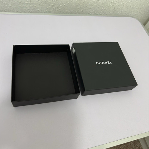Authentic chanel black - authentic,