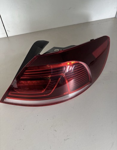 Rear outer tail light - rear,