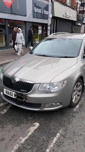 Skoda superb breaking alloy - skoda,
