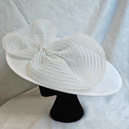 Pure white bow - bow, wide
