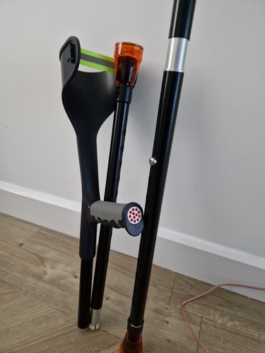 Folding forearm crutches - forearm,