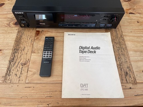 Sony dtc 690 dat recorder - dat, with
