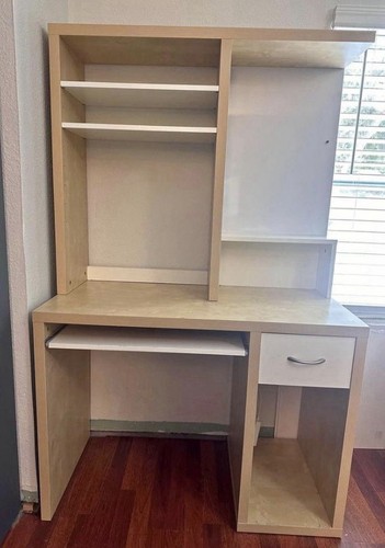 Ikea micke desk with oak - desk,