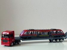 Lorry Transporter + White or