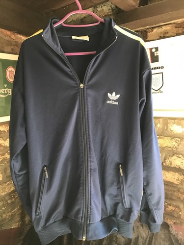 Retro adidas trefoil stripes - retro,