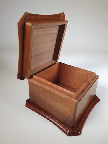 Vintage wooden trinket - vintage,