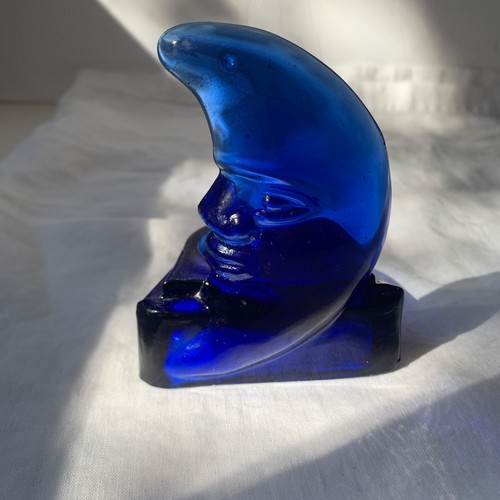 Cobalt blue glass - blue,
