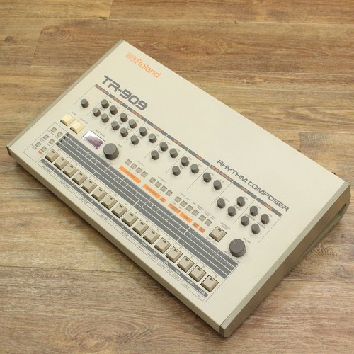 Roland 909 rhythm - roland,