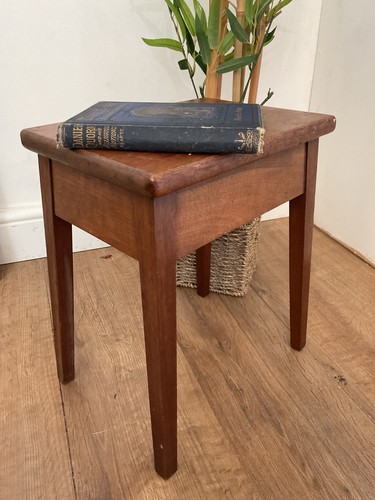 Small wooden stool vintage - small,