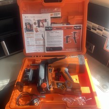 Spit Pulsa 800P+ Cordless Concrete Nail Gun Nailer, Charger, 2 Battery’s & 2 gas