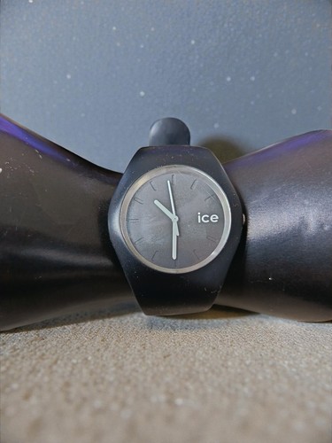 Ice watch black silicone - watch, strap