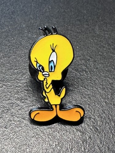 Tweety bird enamel pin badge - bird,