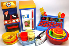 Vintage 1970s Pedigree Playtime Sindy Kitchen Set Cooker Fridge Cook n Serve set