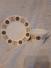 Royal Vale Bone China. 2x Side
