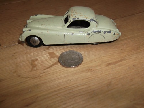 Dinky toys jaguar - dinky, 120