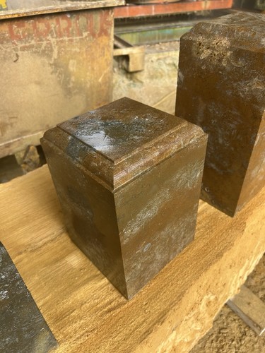 Staddle stones