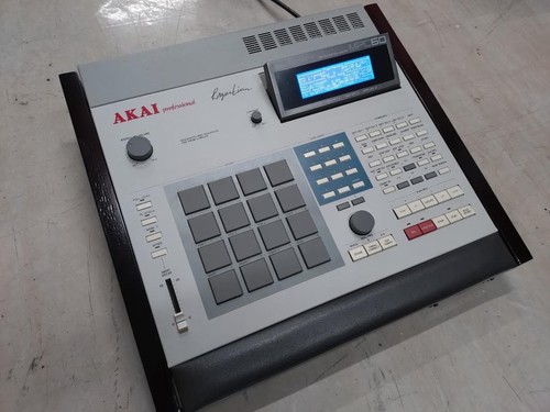 Akai mpc60 mk1 drum machine - akai,