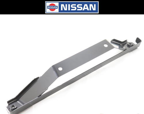 Rear diffuser mounting bracket - rear,
