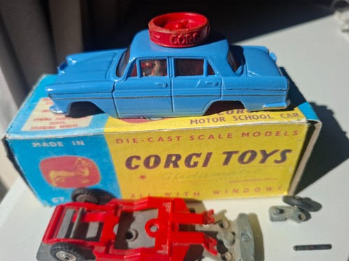 Corgi toys austin - corgi,