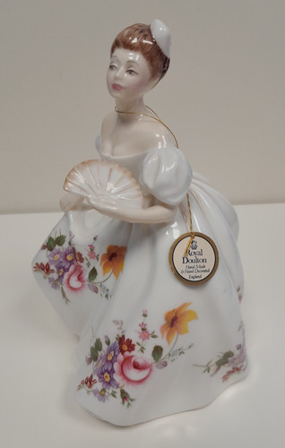 Royal doulton figurines - doulton,