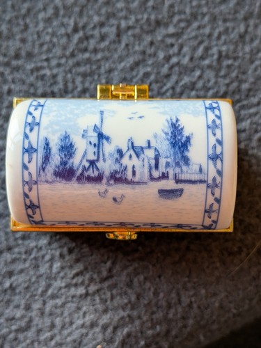 Del prado porcelain trinket - del,