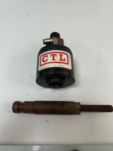 Pneumatic ejector coupling for - ejector,