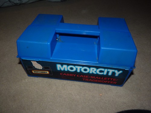Matchbox motorcity car - matchbox, carry