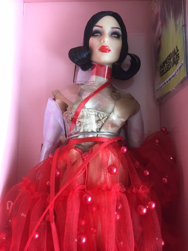 Sybarite doll magic - sybarite,