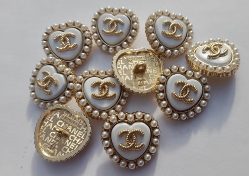 Chanel buttons mm white - 20, 23