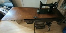 BEST OFFER OVER £75 MUST BE SOLD Vintage Singer Treadle Sewing Machine 1926