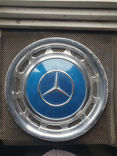 Mercedes benz w123 wheel - mercedes-benz,