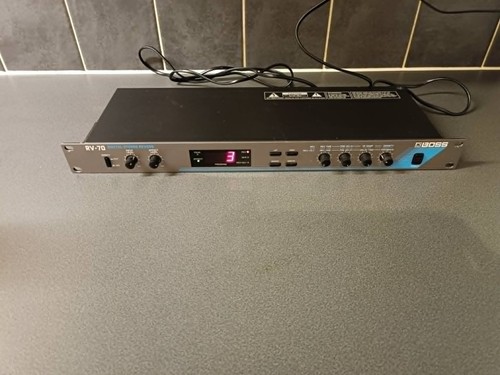 Boss digital stereo - rv-70,